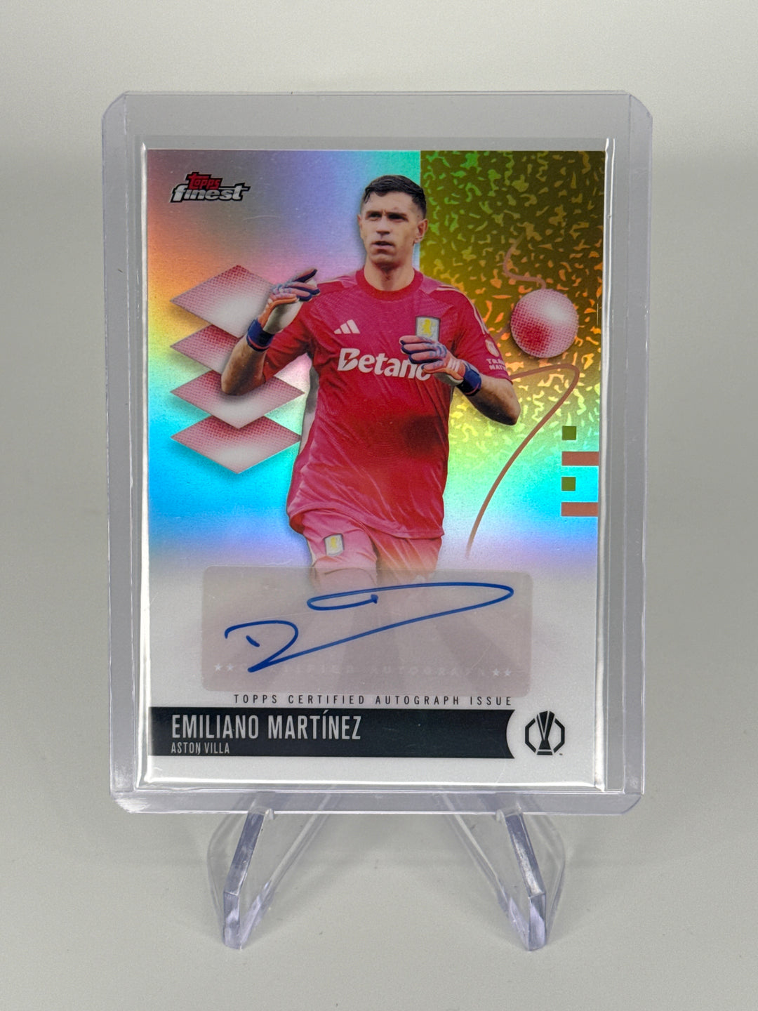 Emiliano Martinez 2026 Topps Finest Auto