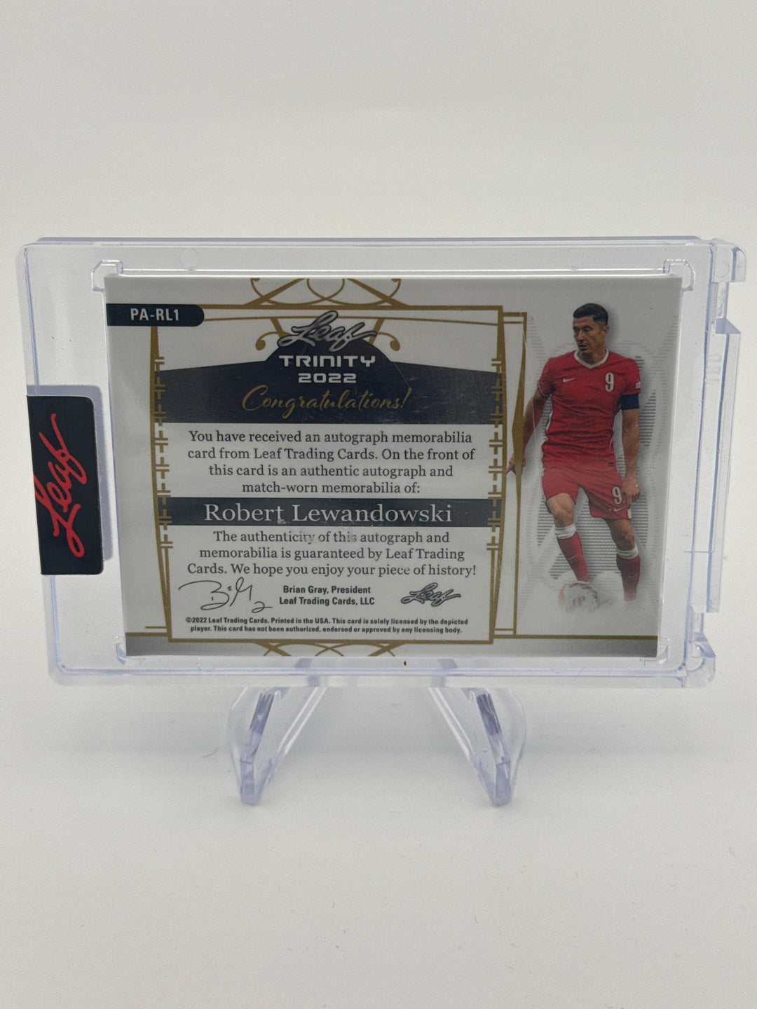 Robert Lewandowski 2022 Leaf Trinity Match Worn Relic Auto Red, 1/2