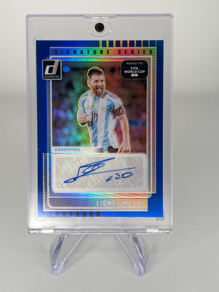 Lionel Messi 2026 Panini Donruss Road to Fifa World Cup Blue Prizm Auto, 057/199