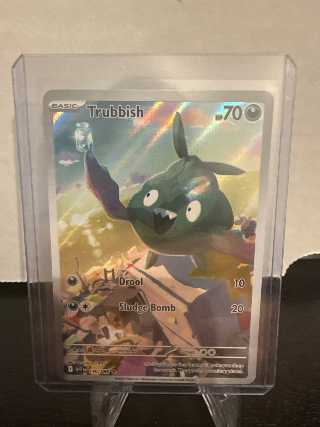 Pokemon TCG 2025 Trubbish White Flare Full Art Illustration Rare, 140/086