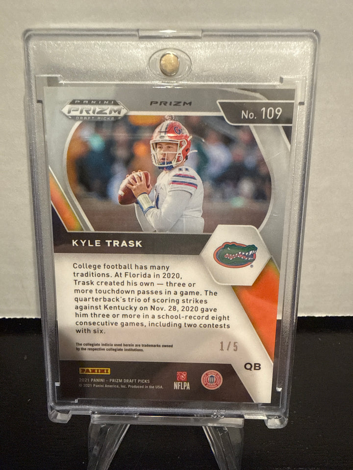 Kyle Trask 2021 Panini Prizm Draft Picks Black/Gold Rookie, 1/5