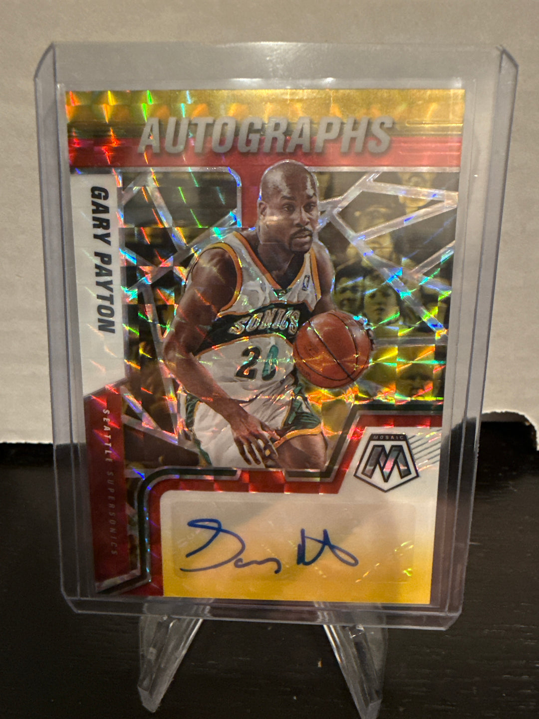 Gary Payton 2021 Panini Mosaic Red Gold Auto