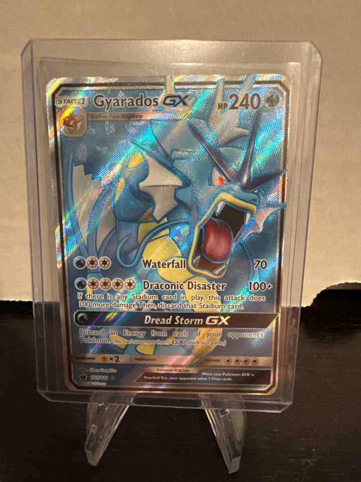 Pokemon TCG 2017 Gyarados GX Sun & Moon Crimson Invasion Full Art Ultra Rare, 101/111