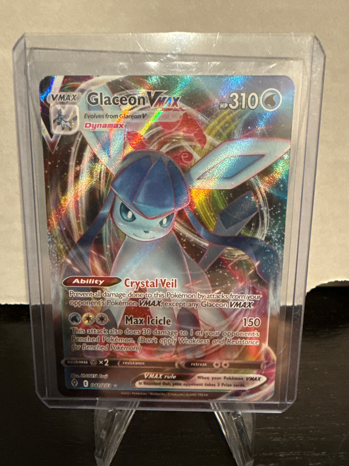 Pokemon TCG 2021 Glaceon VMax Evolving Skies Ultra Rare, 041/203