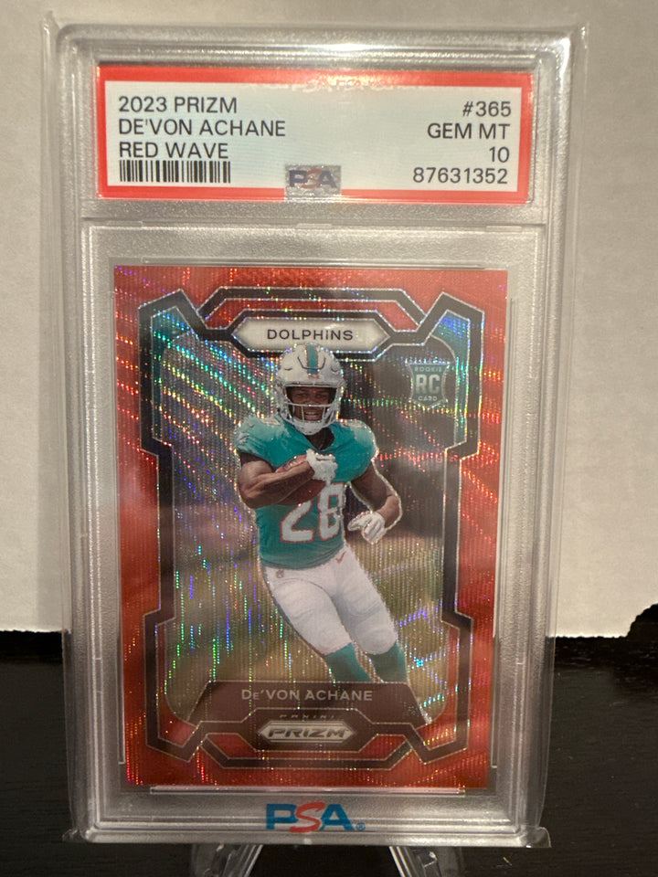 De'Von Achane 2023 Panini Prizm Red Wave Rookie, 086/149, PSA 10 Gem Mint
