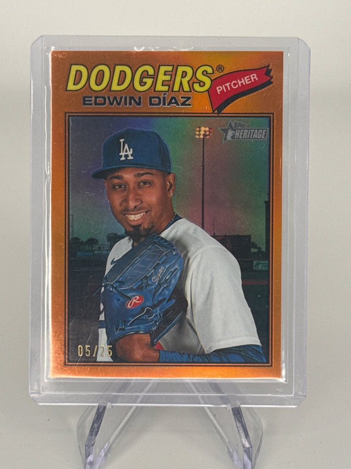 Edwin Diaz 2026 Topps Heritage Chrome Orange Refractor, 05/25