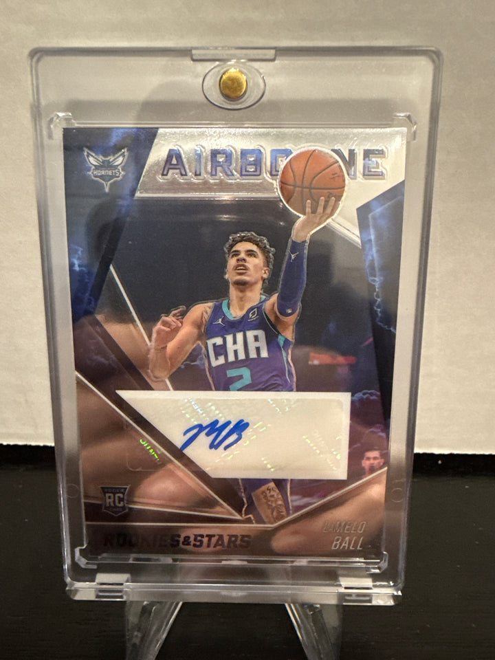 LaMelo Ball 2020-2021 Panini Chronicles Rookies & Stars Airborne Rookie Auto, 62/99