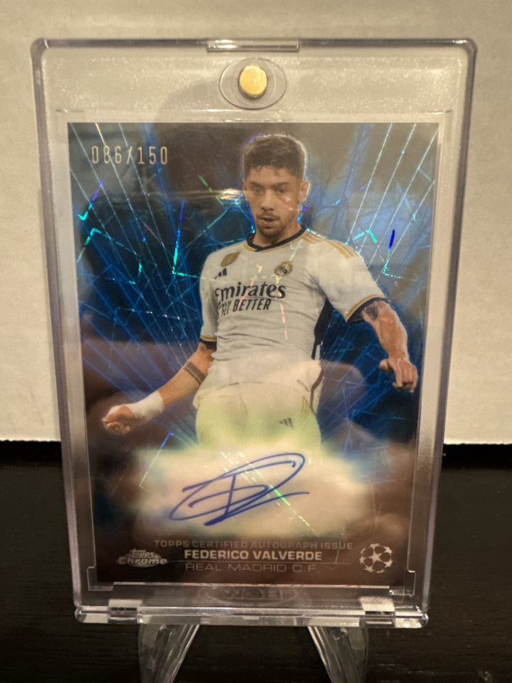 Federico Valverde 2024 Topps Chrome Champions League Blue Lazer Auto, 086/150