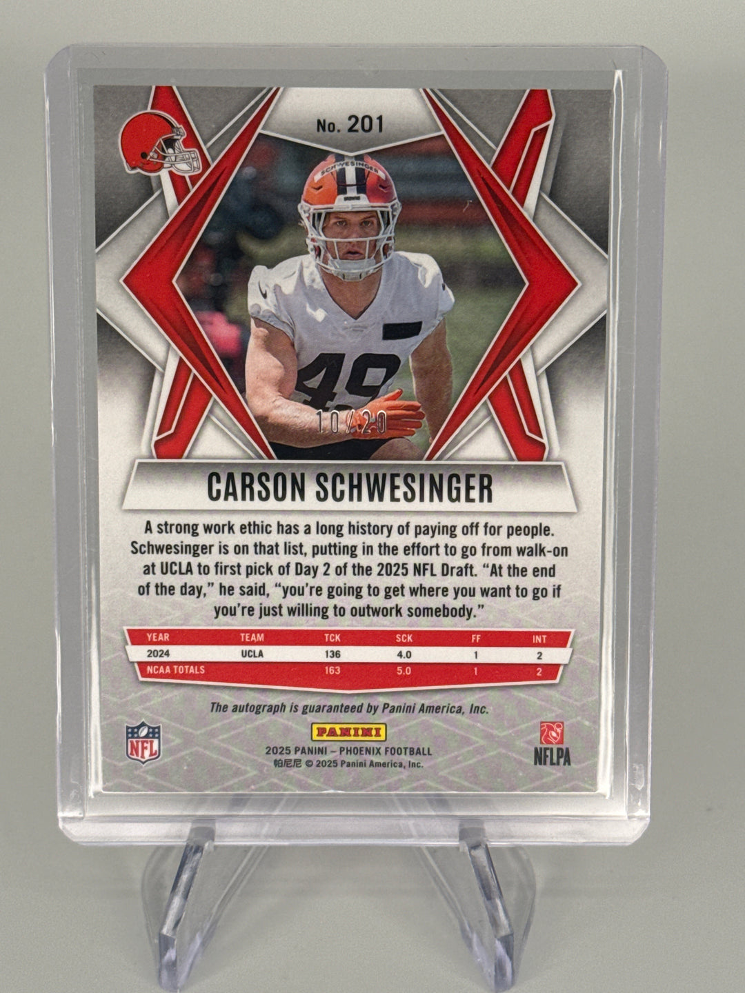 Carson Schwesinger 2025 Panini Phoenix Silver Seismic Rookie Auto, 10/20