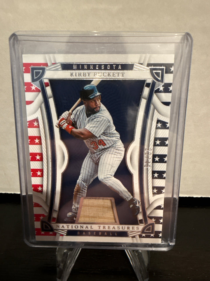 Kirby Puckett 2023 Panini National Treasures Stars & Stripes Bat Relic, 22/49