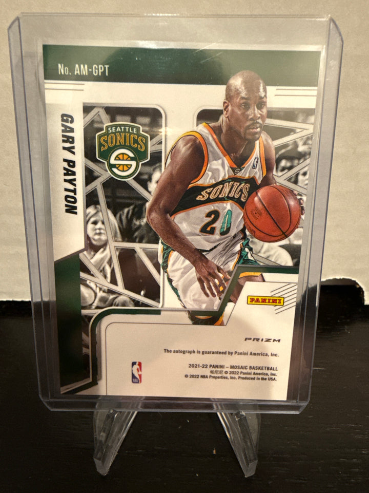 Gary Payton 2021 Panini Mosaic Red Gold Auto