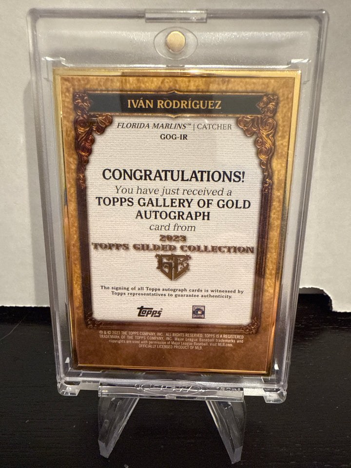 Ivan Rodriguez 2023 Topps Gilded Collection Gallery of Gold Auto, 44/50
