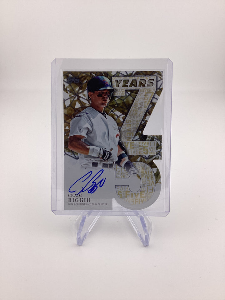 Craig Biggio 2026 Topps Series One 75 Years of Topps Gold Auto, 15/50