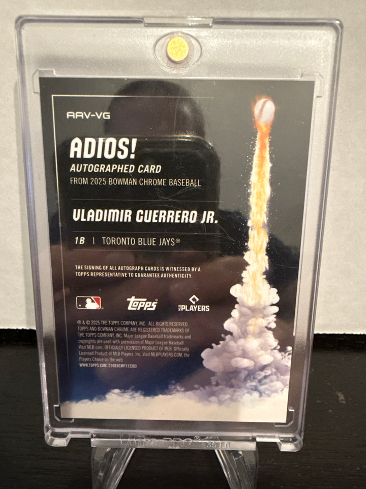 Vladimir Guerrero Jr 2025 Bowman Chrome Adios Orange Refractor Auto, 07/25