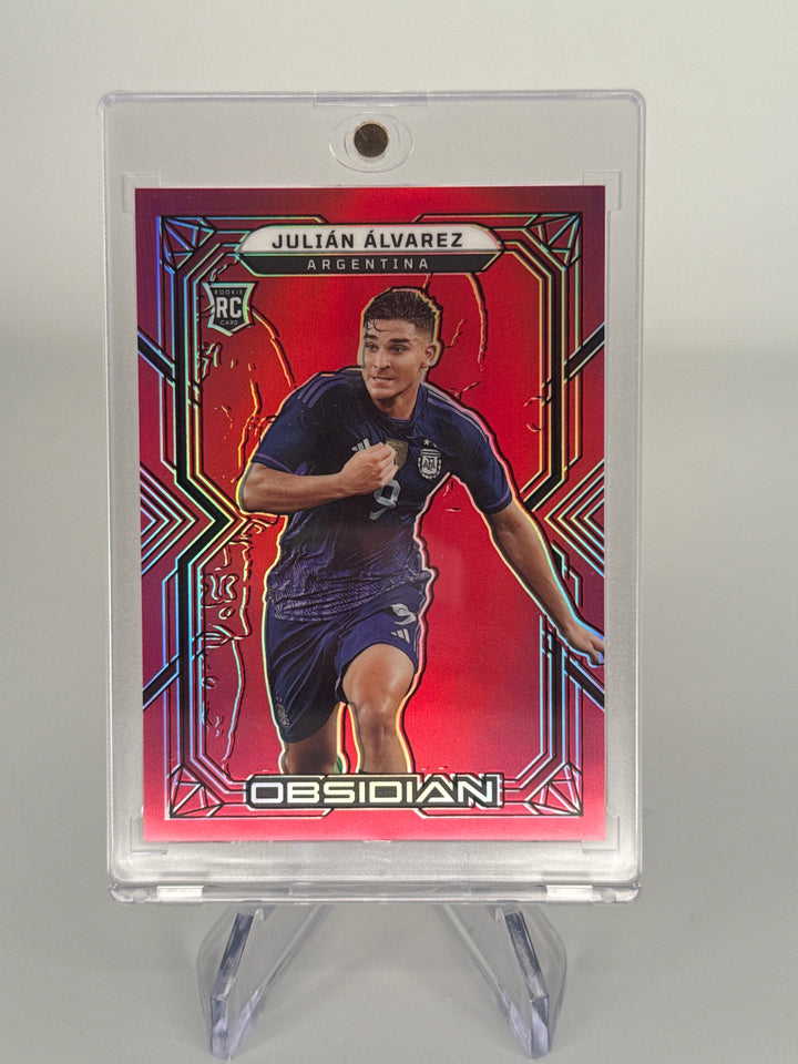 Julian Alvarez 2022-2023 Panini Obsidian Red Flood Rookie, 04/10