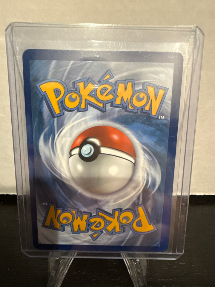 Pokémon TCG 2021 Mew VMax Fusion Strike Full Art Secret Rare Holofoil, 269/264