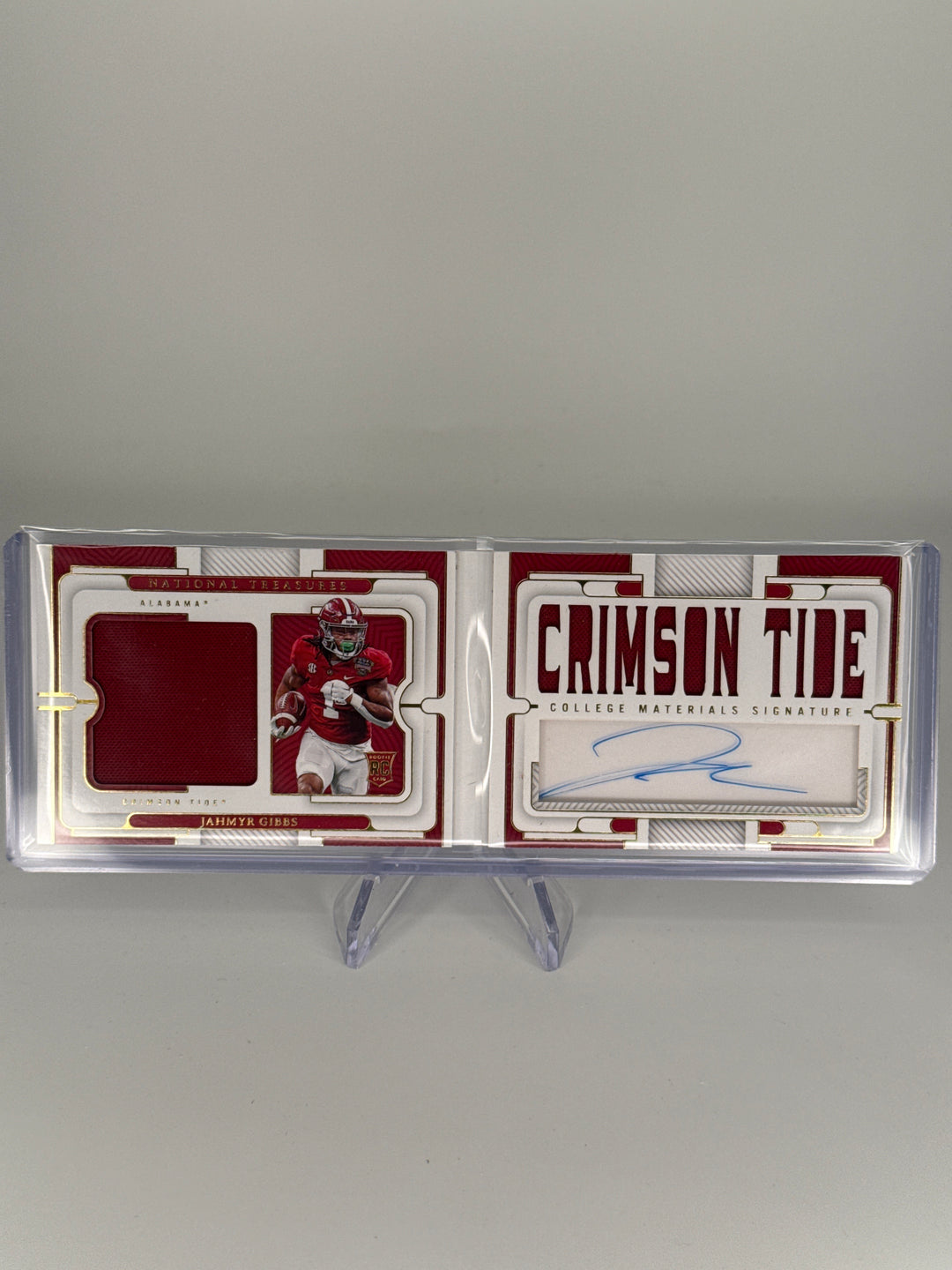 Jahmyr Gibbs 2023 Panini National Treasures Collegiate Rookie Patch Auto Booklet, 04/99