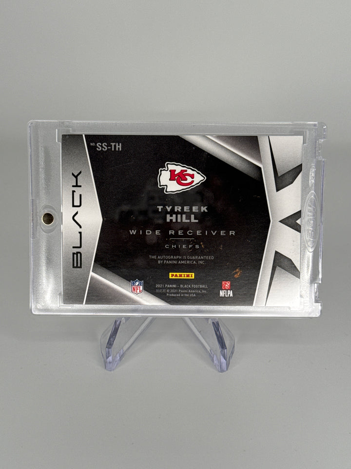 Tyreek Hill 2021 Panini Black Spotlight Signatures Gold Auto, 2/5