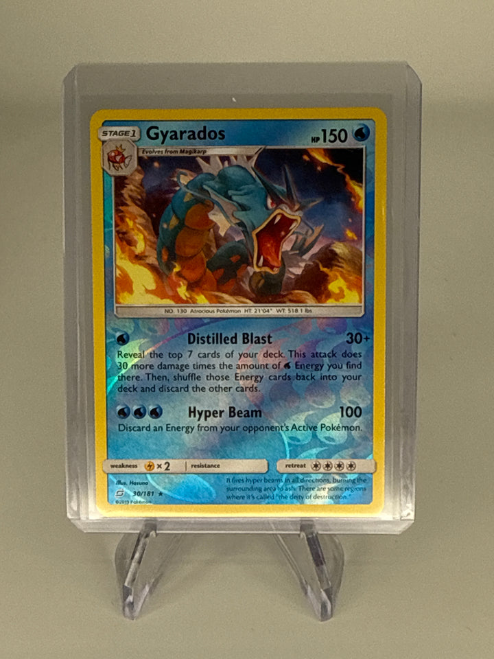Pokemon TCG 2019 Gyarados Sun & Moon Team Up Holo, 30/181