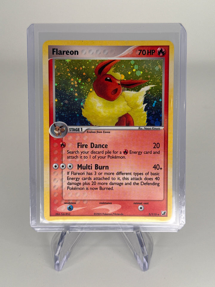 Pokemon TCG 2005 Flareon EX Unseen Forces Holo, 5/115