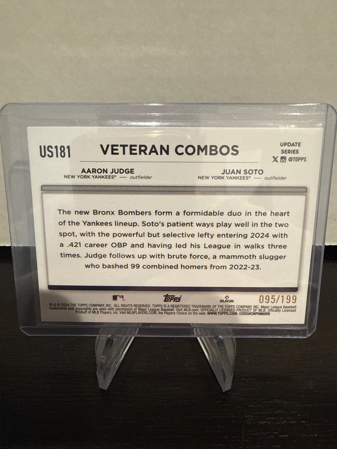 2025 Topps Update Bronx Bombers Red Crackle Foil, 095/199