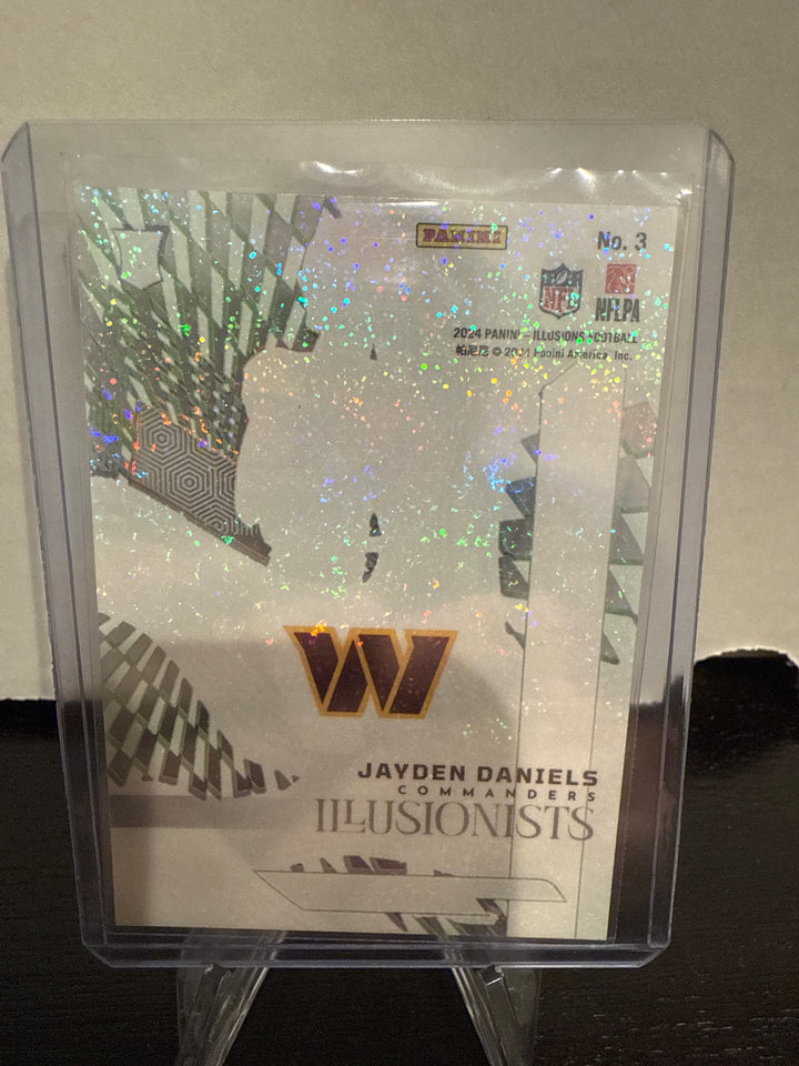 Jayden Daniels 2024 Panini Illusions Illusionists Stardust SSP Case Hit Rookie