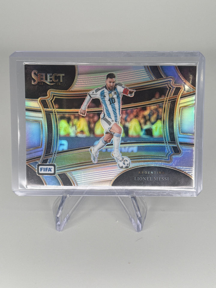 Lionel Messi 2023-2024 Panini Select Field Level Silver Prizm