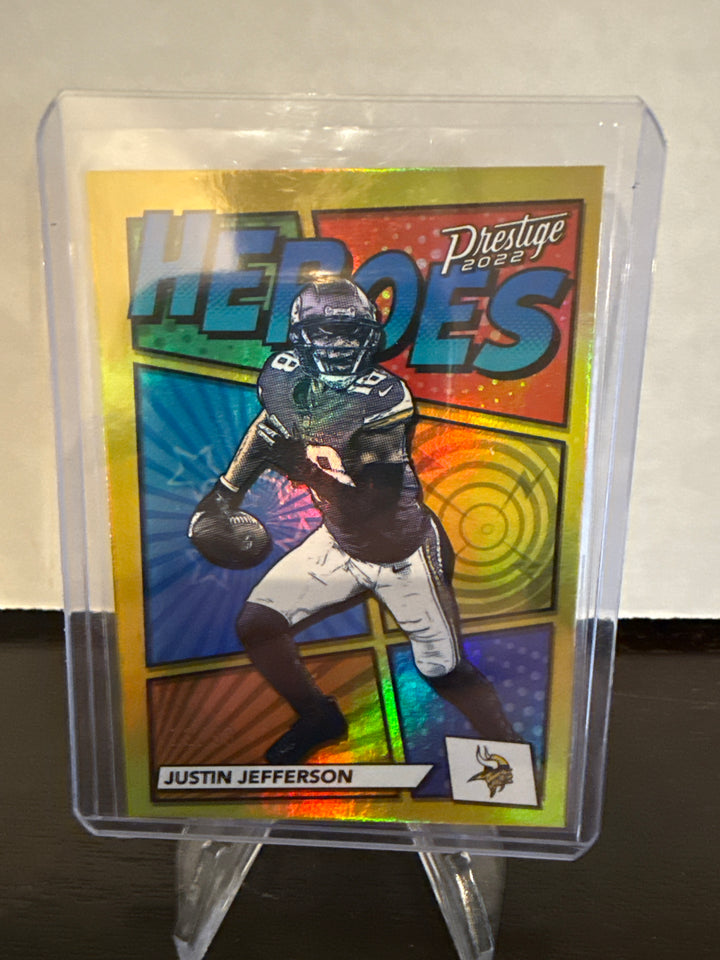 Justin Jefferson 2022 Panini Prestige Heroes Gold, 13/99
