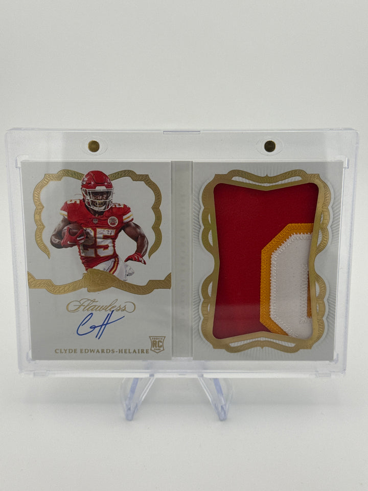 Clyde Edwards-Helaire 2020 Panini Flawless Rookie Patch Auto Booklet, 09/10