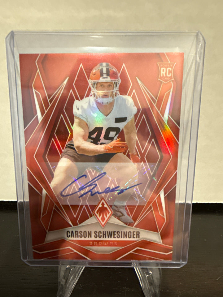 Carson Schwesinger 2025 Panini Phoenix Rookie Auto Red, 09/99