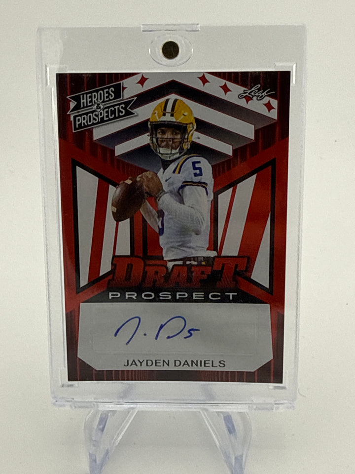 Jayden Daniels 2024 Leaf Heroes & Prospects Draft Prospect Rookie Auto Red, 8/15