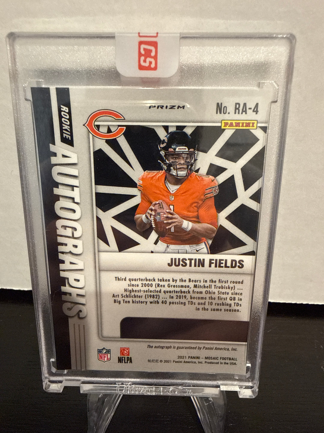 Justin Fields 2021 Panini Mosaic Rookie Auto