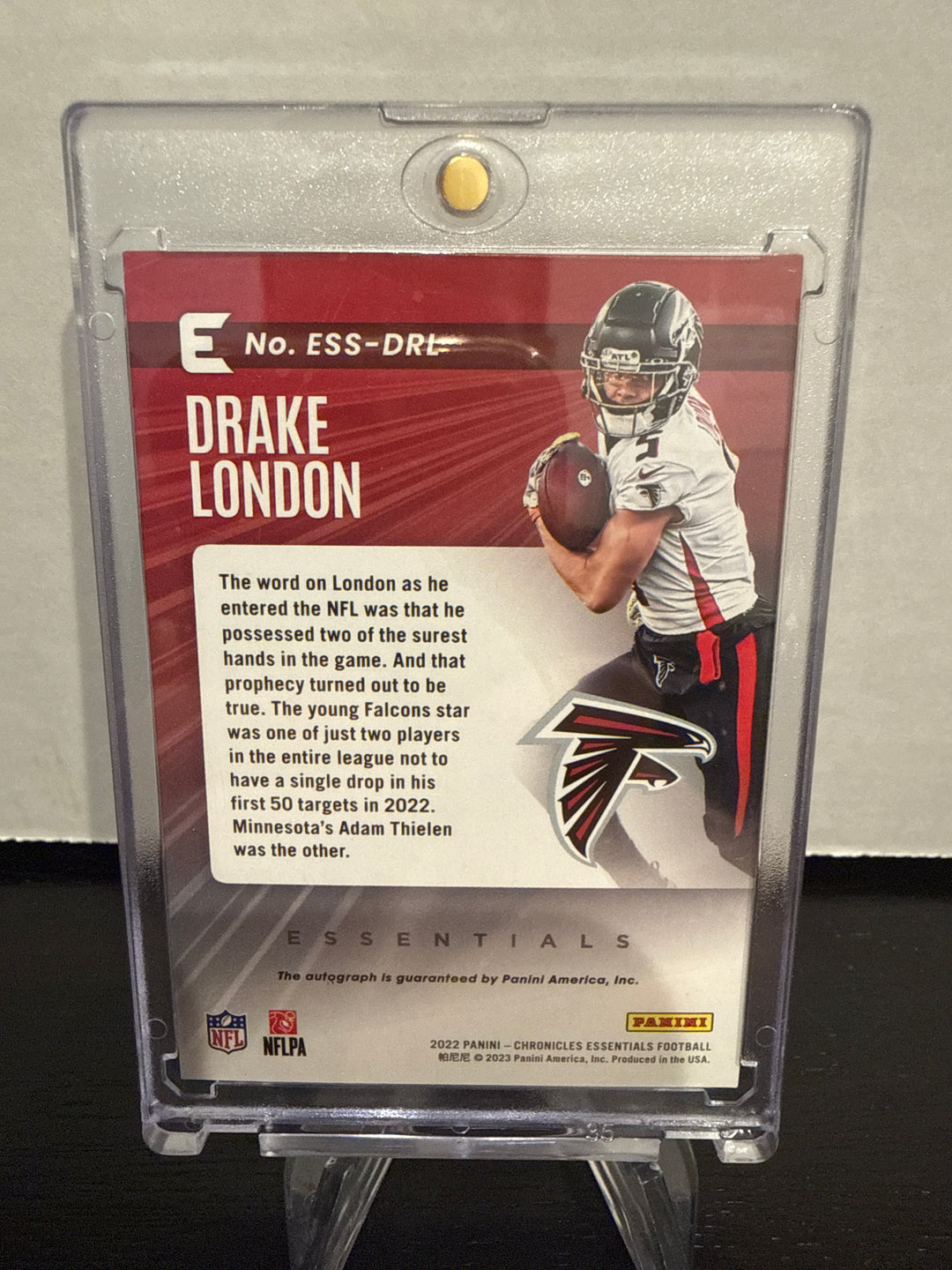 Drake London 2022 Panini Chronicles Gold Lazer Rookie Auto, 2/5