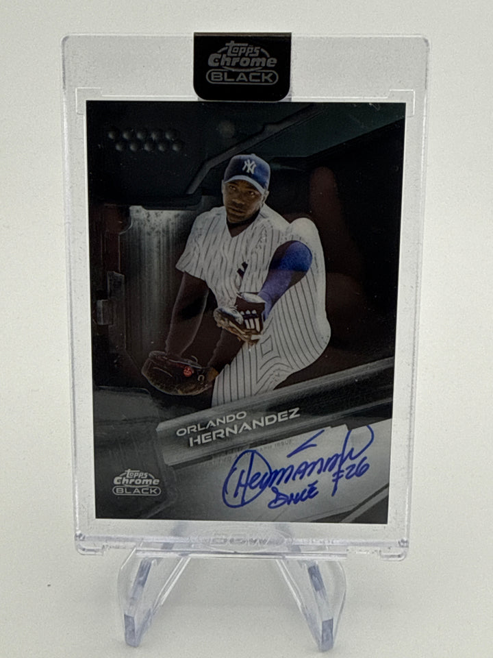 Orlando Hernandez 2026 Topps Chrome Black Auto