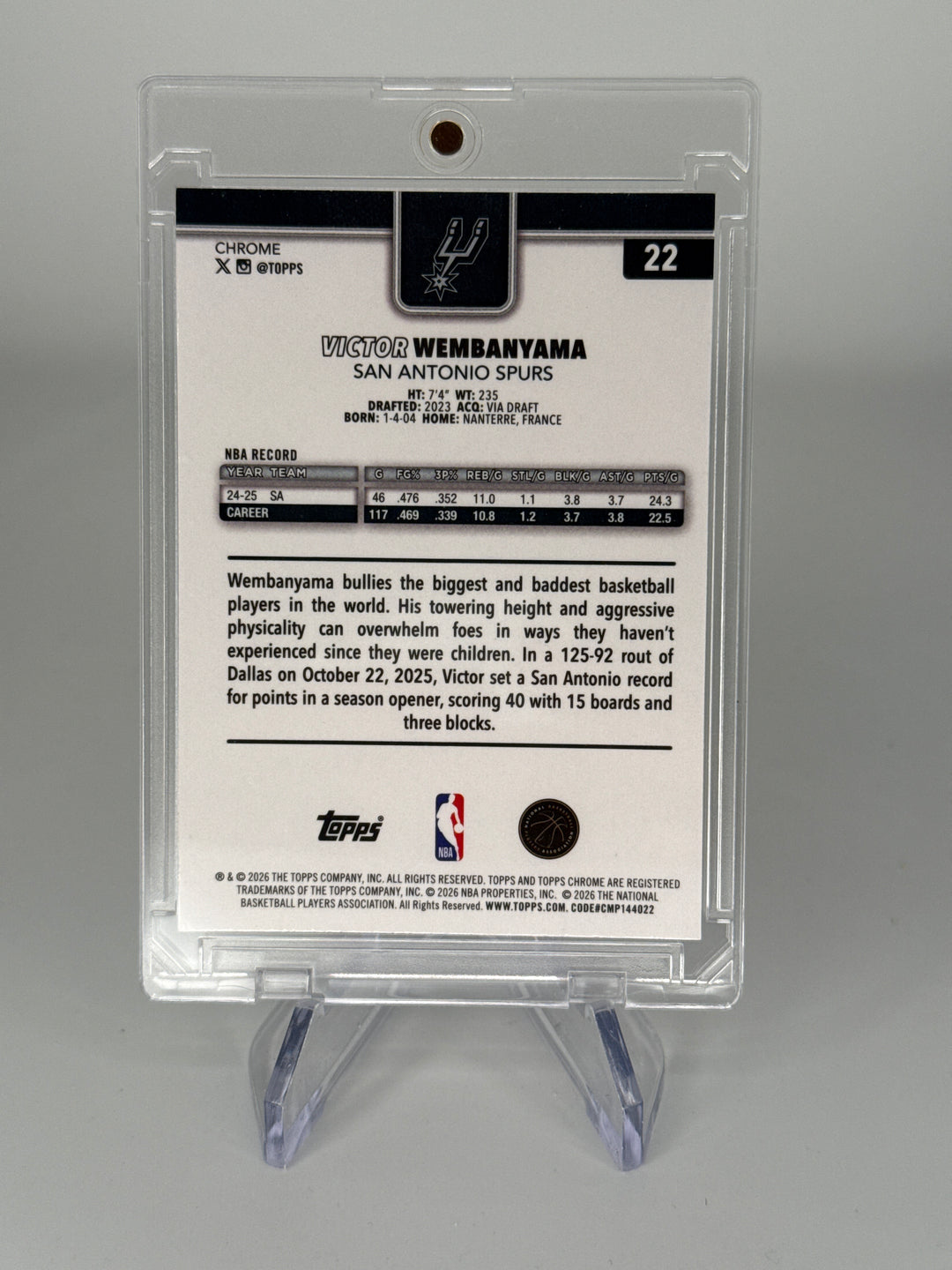 Victor Wembanyama 2026 Topps Chrome Update Skylight Refractor