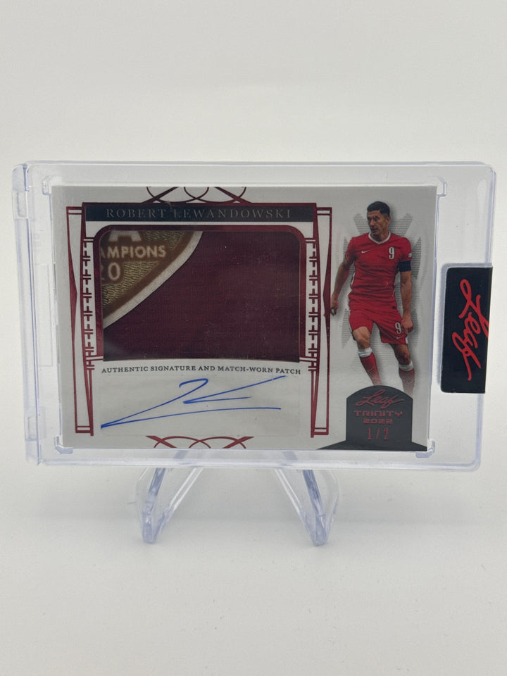 Robert Lewandowski 2022 Leaf Trinity Match Worn Relic Auto Red, 1/2