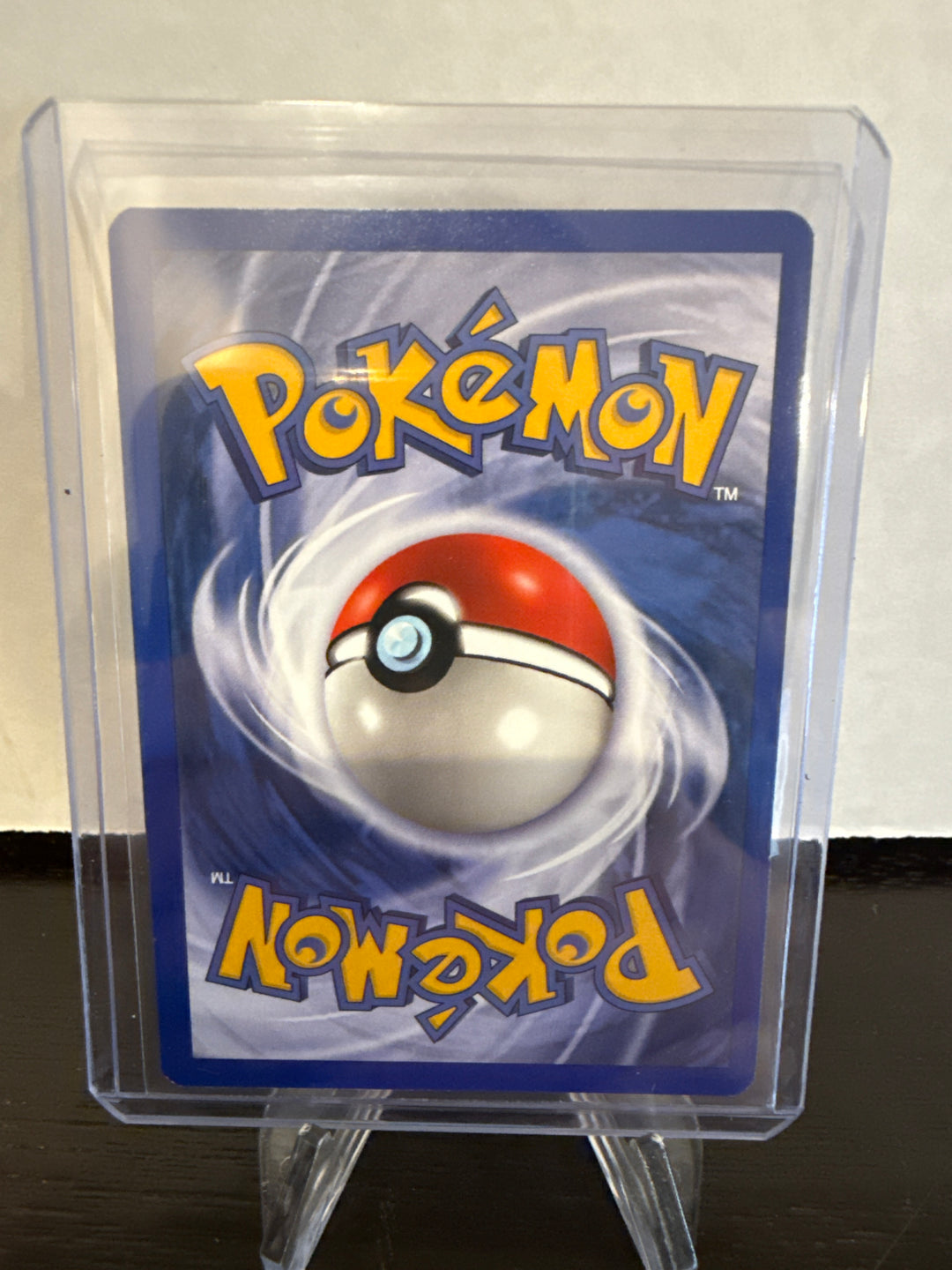 Pokemon TCG 2000 Totodile Neo Genesis 1st Edition, 81/111