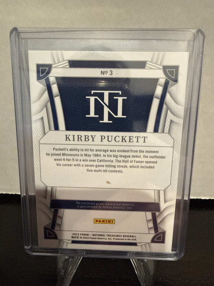 Kirby Puckett 2023 Panini National Treasures Stars & Stripes Bat Relic, 22/49