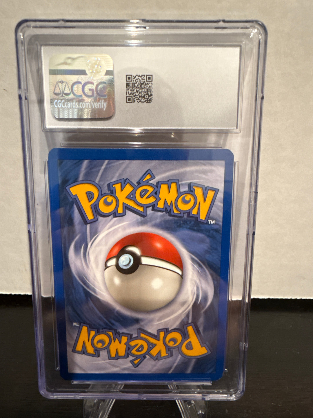 Pokemon TCG 2002 Dark Quilava Neo Destiny, 39/105, CGC 8.5