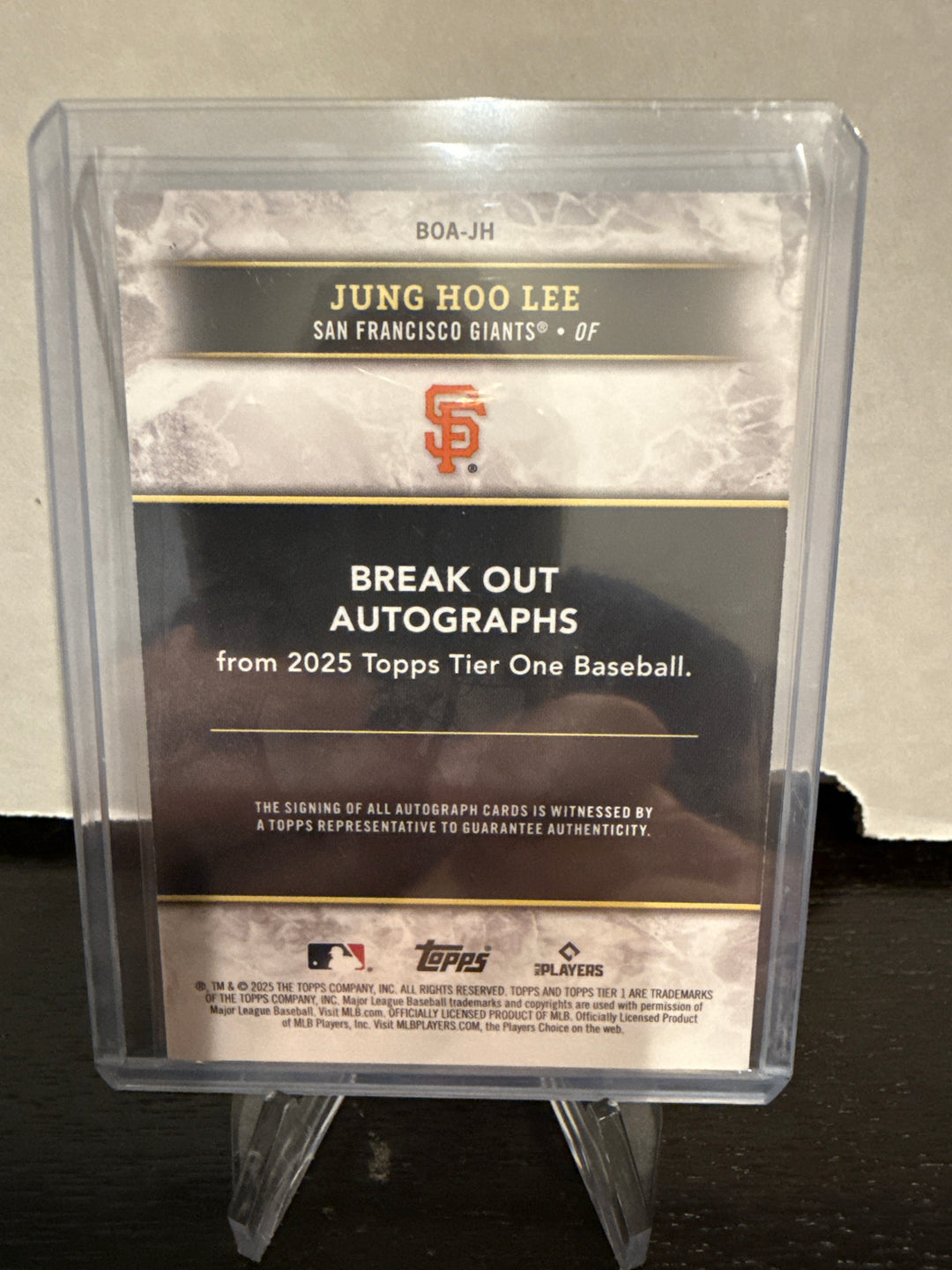 Jung Hoo Lee 2025 Topps Tier One Break Out Auto Blue, 32/99