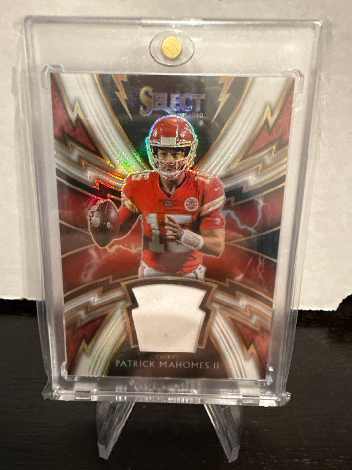Patrick Mahomes 2020 Panini Select Sparks Relic White, 18/35