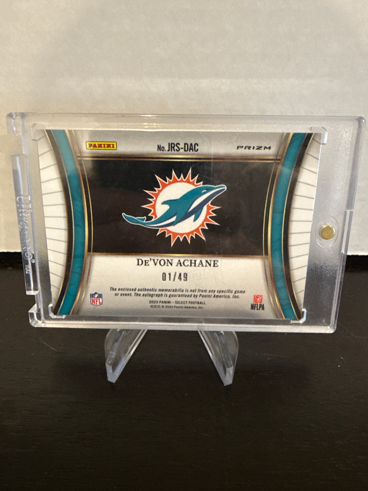 De'von Achane 2023 Panini Select Rookie Patch Auto Copper, 01/49