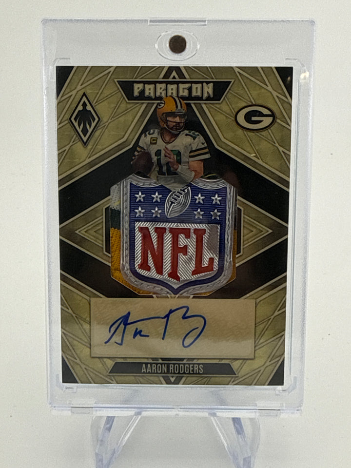 Aaron Rodgers 2022 Panini Phoenix Gold Vinyl 1/1 Shield Auto