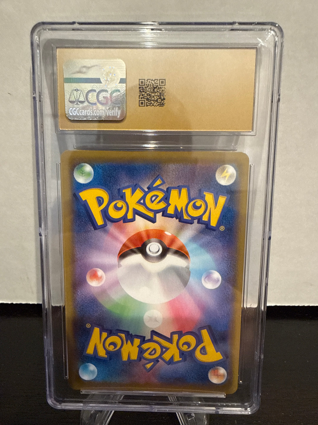 Pokemon TCG 2021 Japanese Glaceon VMax Eevee Heroes, 025/069, CGC 10 Pristine
