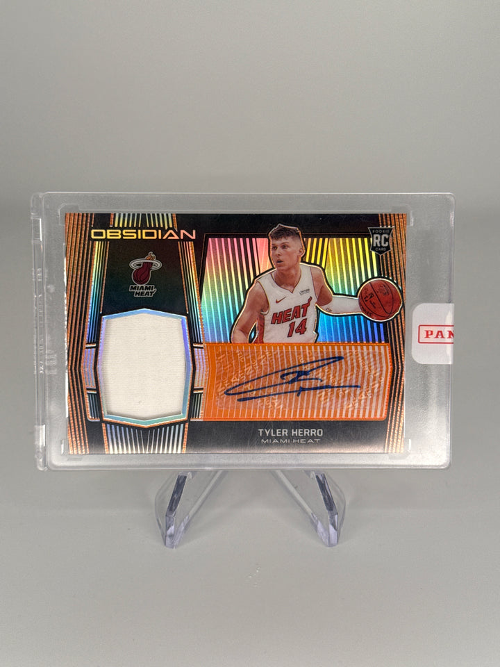 Tyler Herro 2020 Panini Obsidian Electric Etch Orange Rookie Patch Auto, 17/50