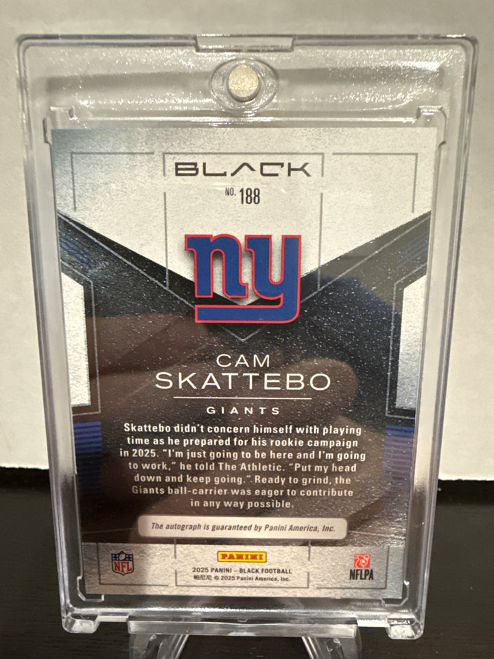 Cam Skattebo 2025 Panini Black Rookie Auto Royal, 76/99