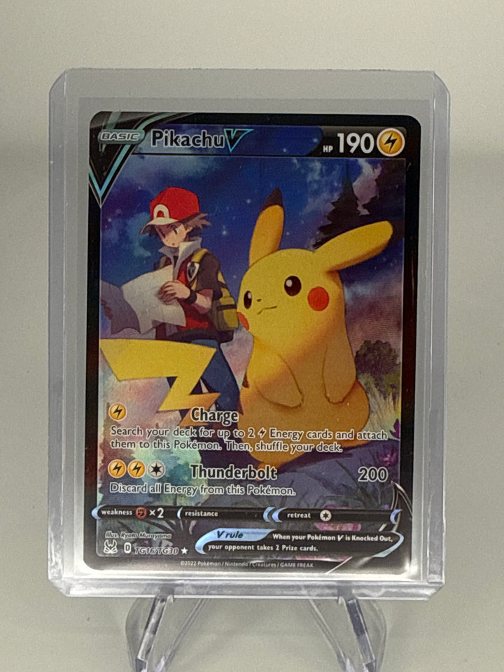 Pokemon TCG 2022 Pikachu V Lost Origin Trainer Gallery Full Art Holo, TG16/TG30
