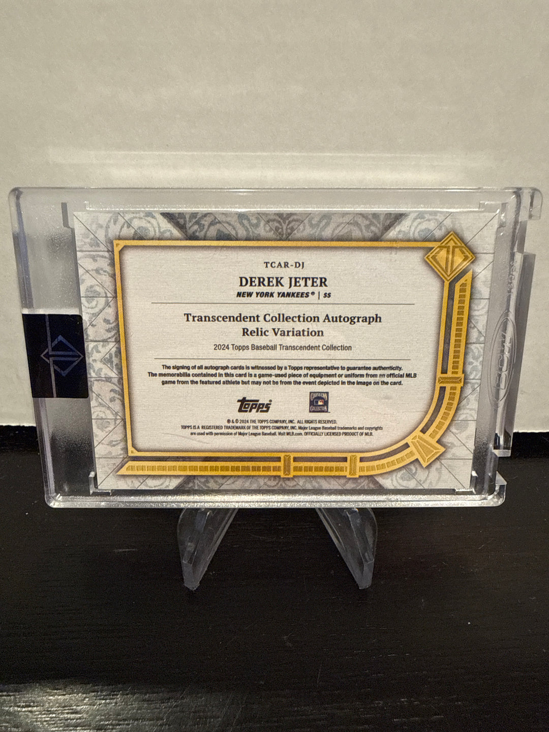 Derek Jeter 2024 Topps Transcendent Collection Game Used Patch Auto, 05/25