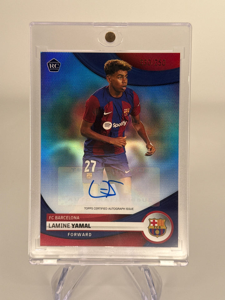 Lamine Yamal 2023-2024 Topps FCB Team Set Rookie Auto Blue, 030/250