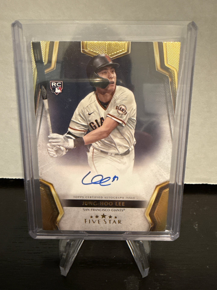 Jung Hoo Lee 2024 Topps Five Star Rookie Auto